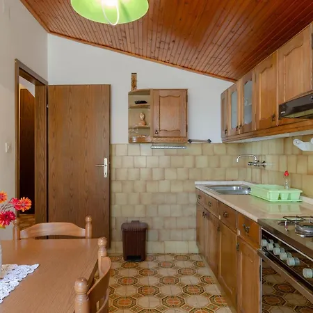 Apartment By The Sea Zavalatica, Korcula - 187 *